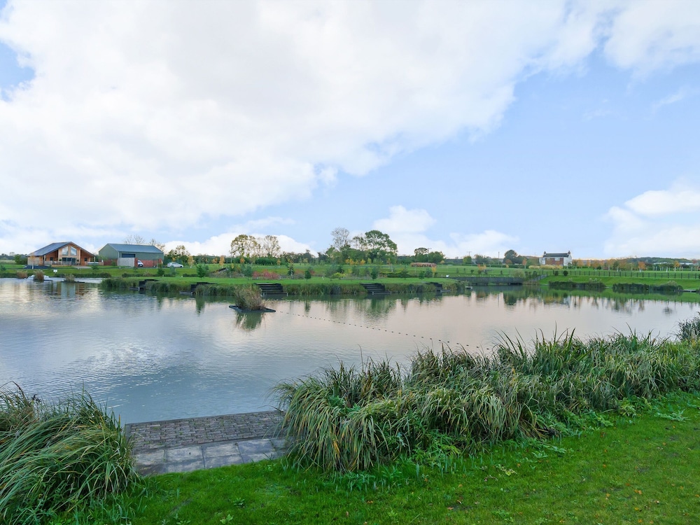 Micklemore Lakes and Lodges