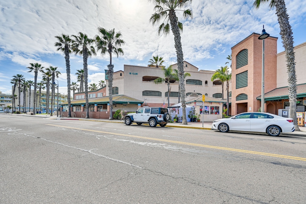 Ocean-view Imperial Beach Condo w/ Community Perks