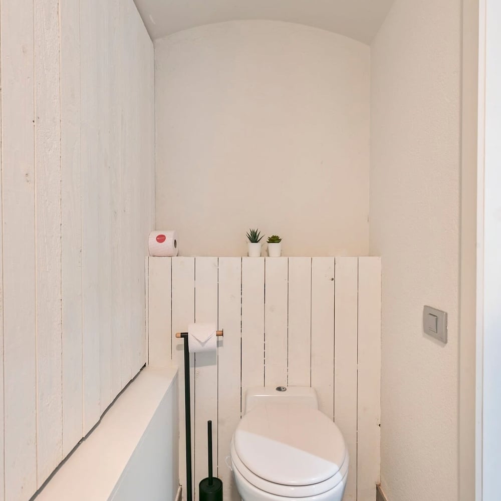 Apartment With Canal View in Heart of Bruges