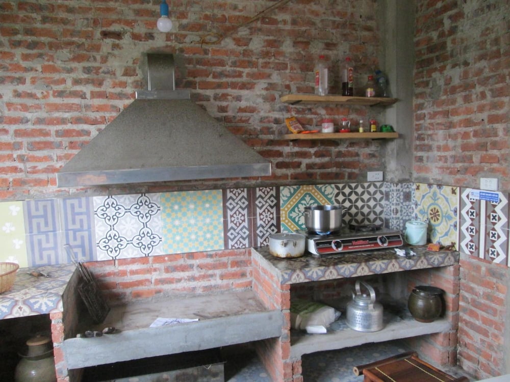 Dong Que Homestay-Tours-Motorbike, Car rental, Hiking