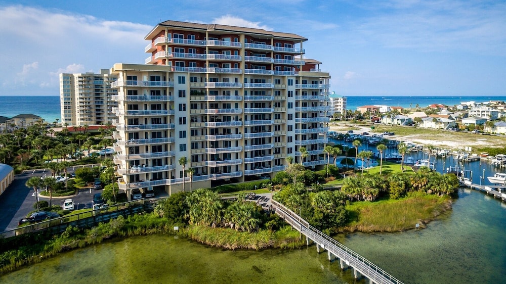 Harbor Landing 802b 2 Bedroom Condo