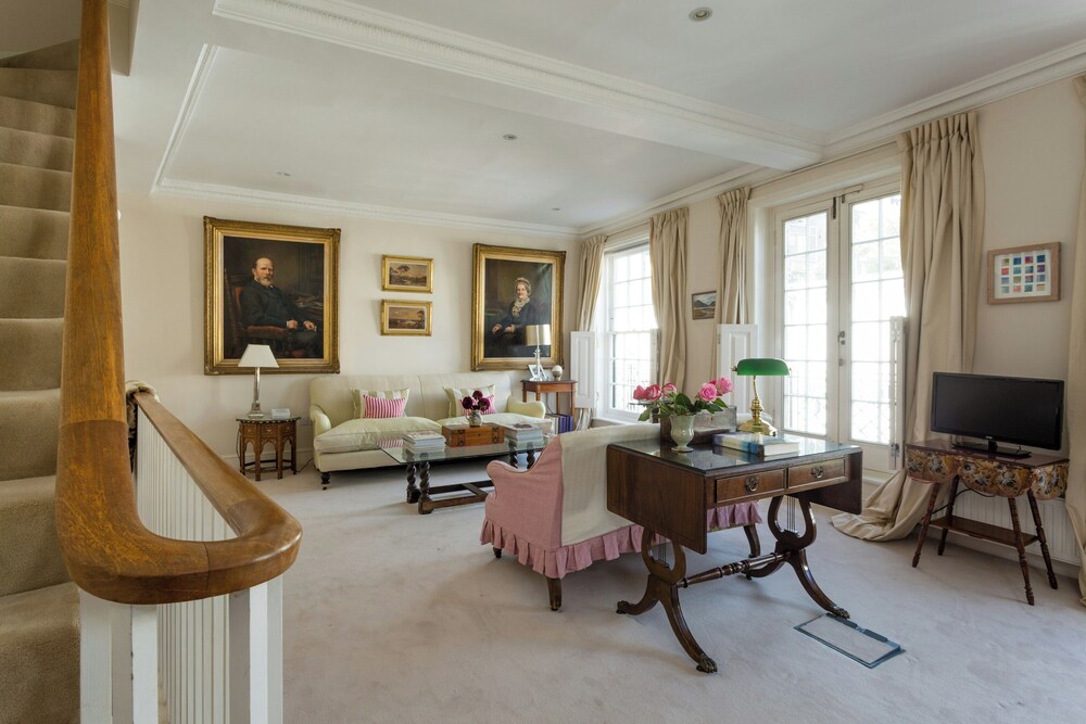 Kynance Place by Onefinestay