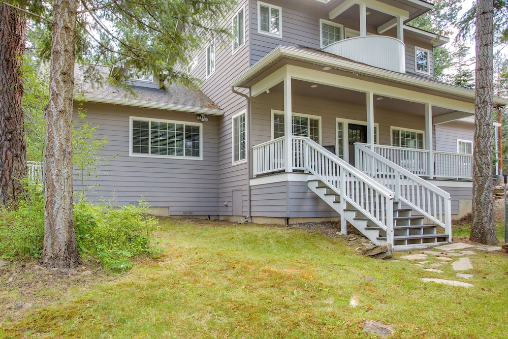 Crystal Bay Home w/ Fireplace Near Ski Resorts