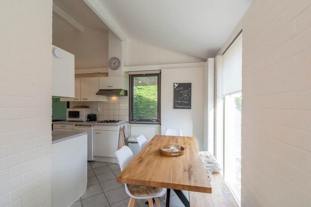 Holiday Home in Park De Watersnip Near Beach