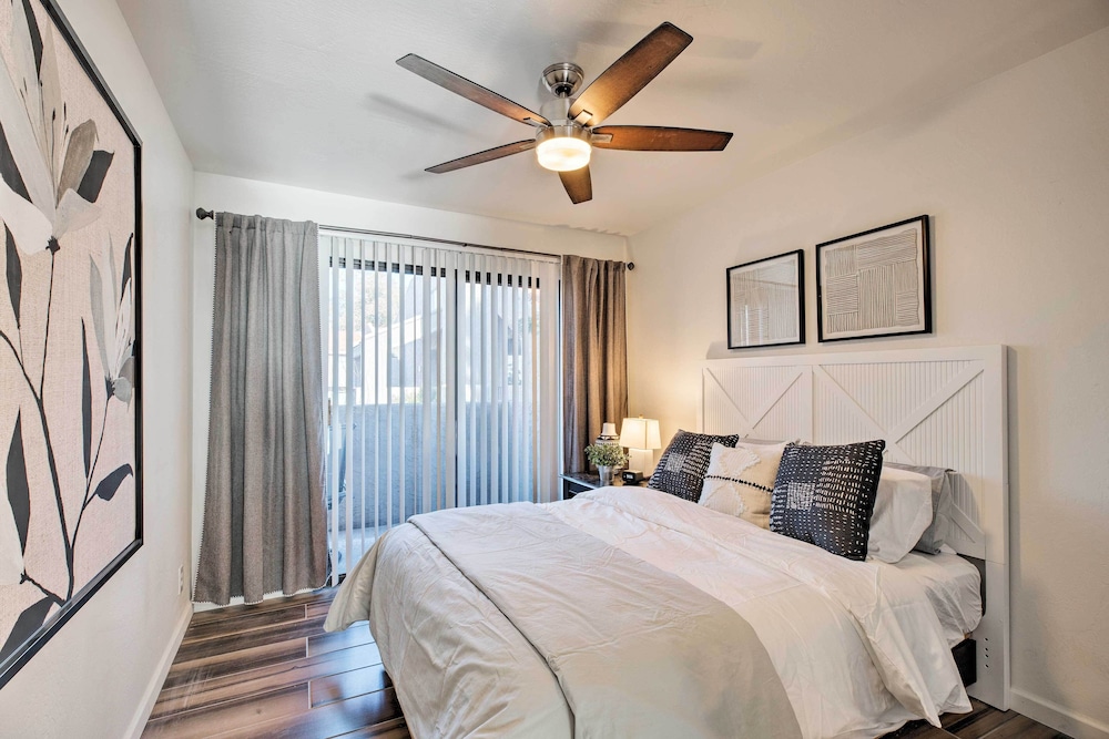 Modern Tempe Condo w/ Pool Access  4 Mi to ASU - Property Image 21