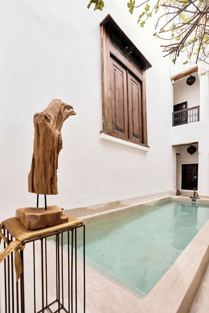 RIAD YLHA