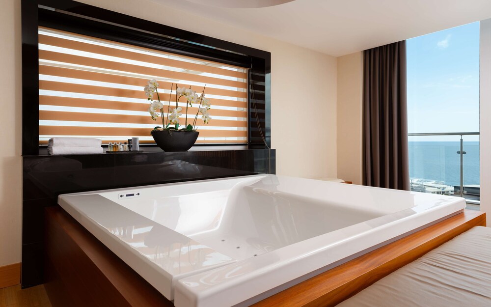 Radisson Collection Paradise Resort and Spa, Sochi