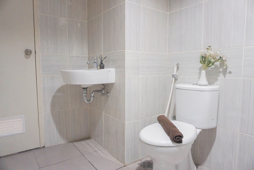 Cozy And Functional 2Br Apartment Vasanta Innopark