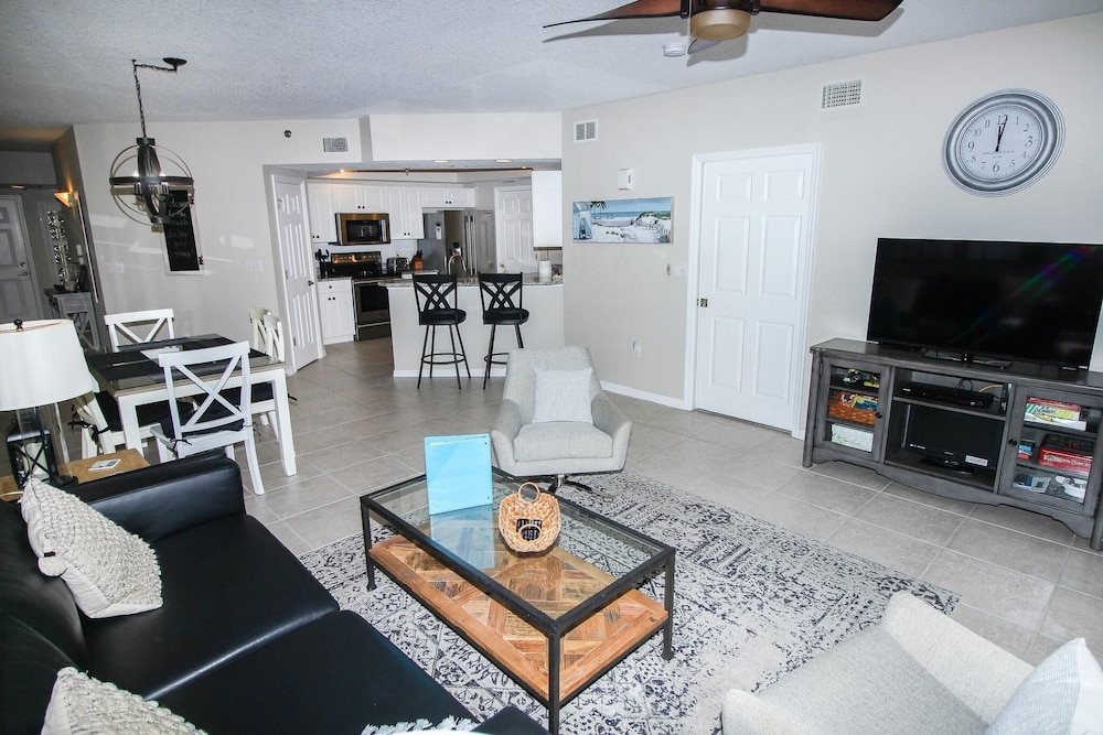 Oceanwalk 11-202