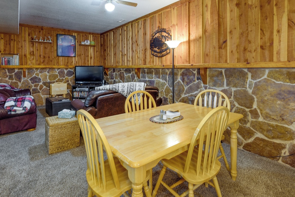 Peaceful Colorado Ranch Retreat w/ Deck & Acreage