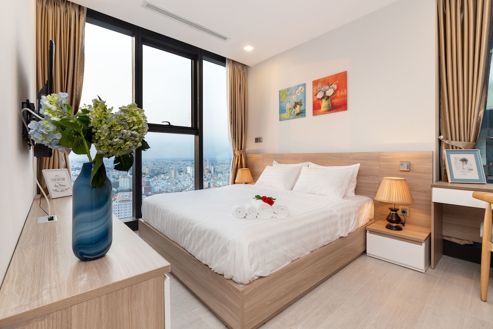 Saigon House Vinhomes Golden River