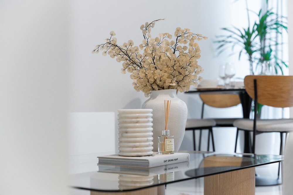 Modern Aesthetic 2-bedroom in Dubai Marina