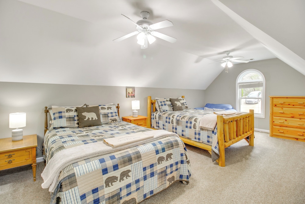 Game Room & Fire Pit: Riverfront Home in Ellijay!
