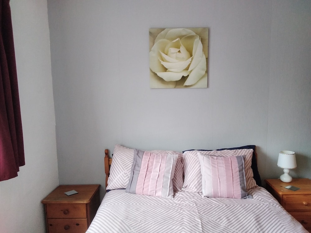 Whiteways Hotel