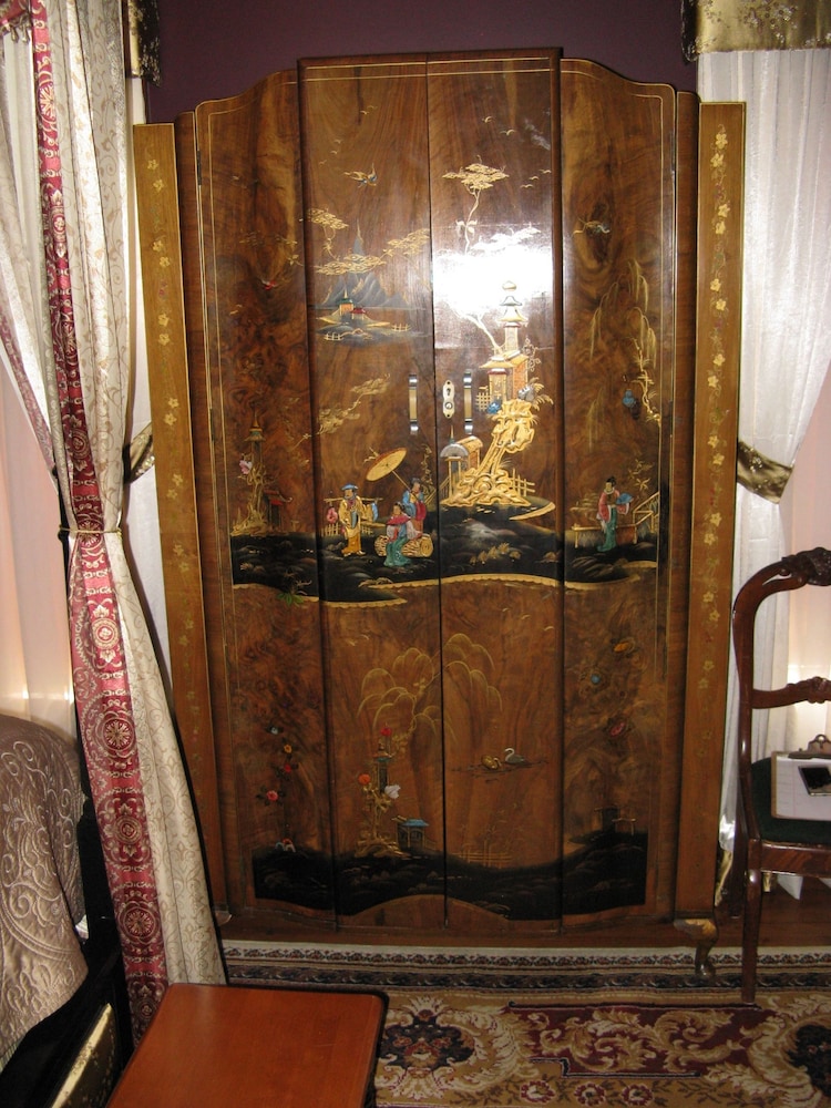 1897 Beekman House