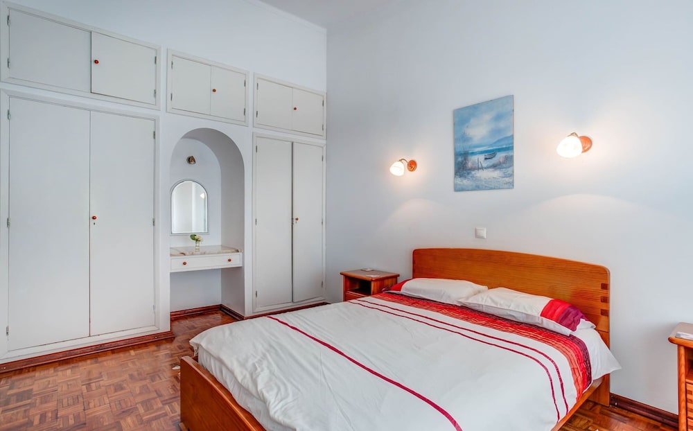 Montenegro Superbly Located Family Vila W
