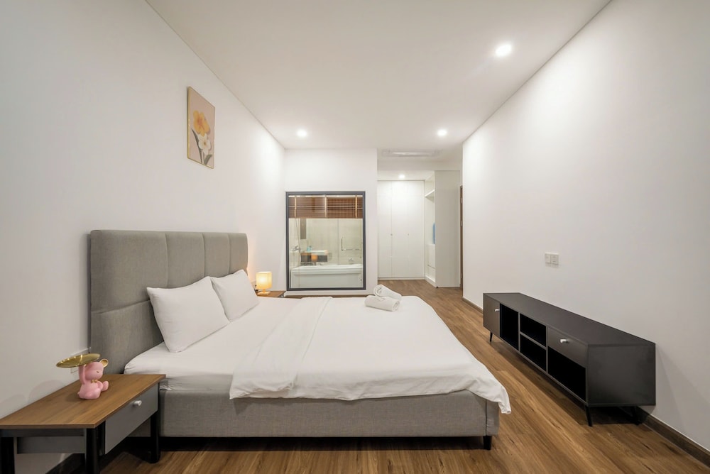 OPAL SAIGON PEARL Premier Residence