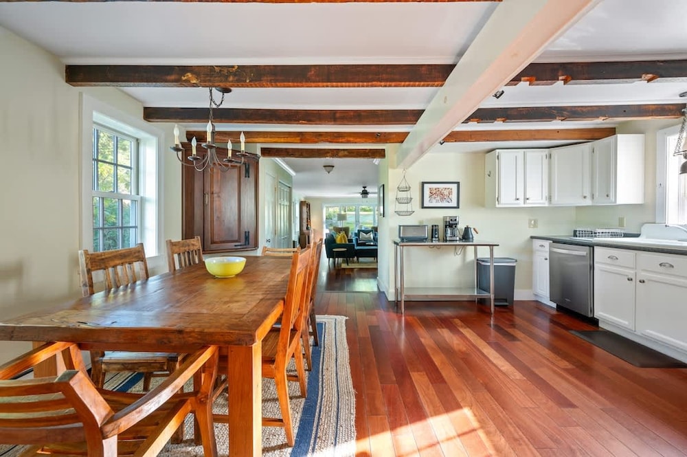 Perfect Upstate Home in Rhinebeck w low Fees