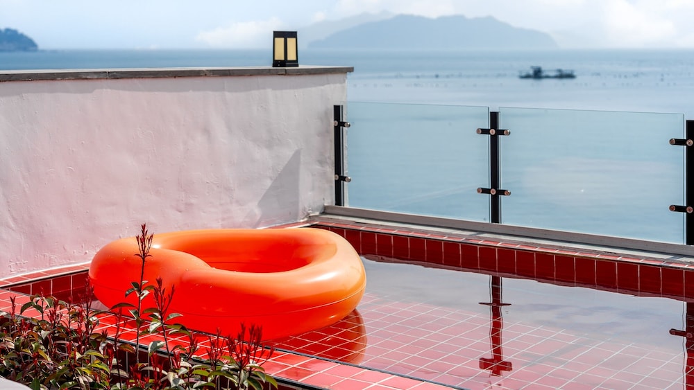 Namhae Orosy Bada Pool Villa & Pension