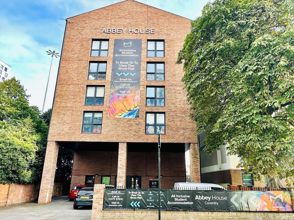 Student Only Abbey House