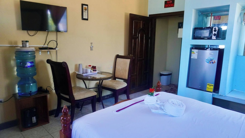 See Belize Tranquil Sea View Studio With