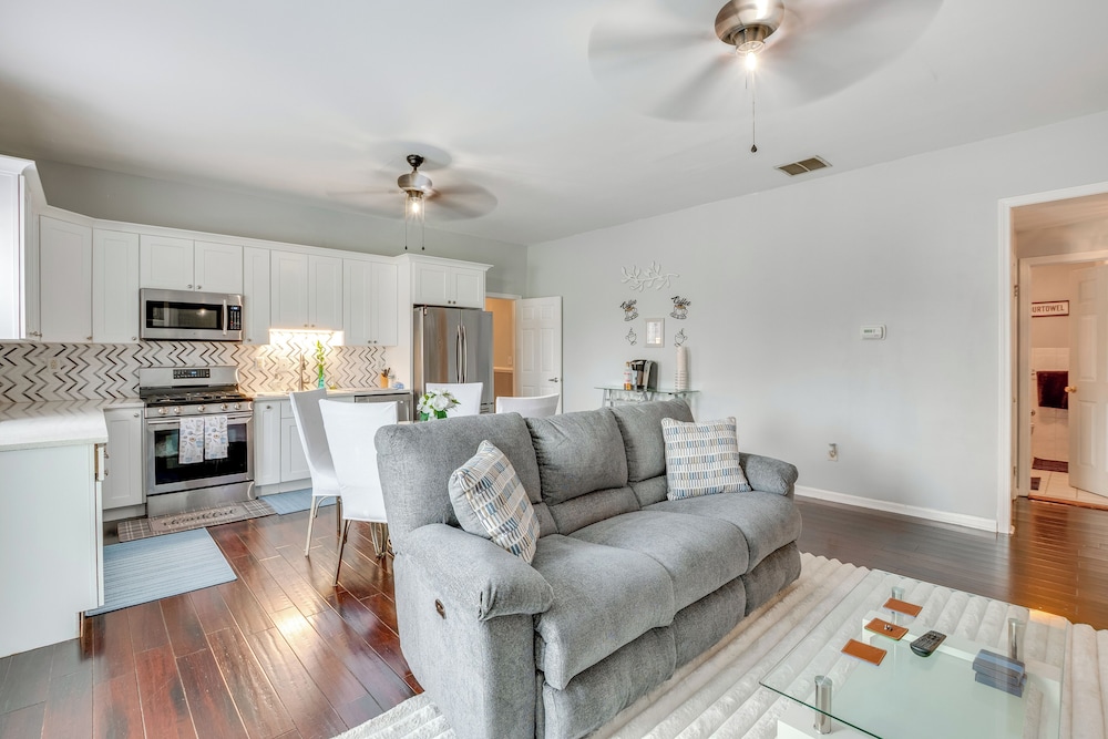 6 Mi to Hospitals: Guest Suite in South River