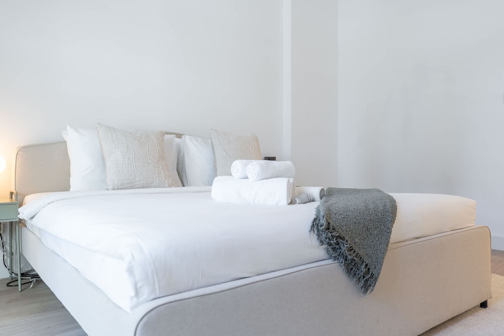 Stylish and Spacious Apartment in Vibrant JVC Dubai