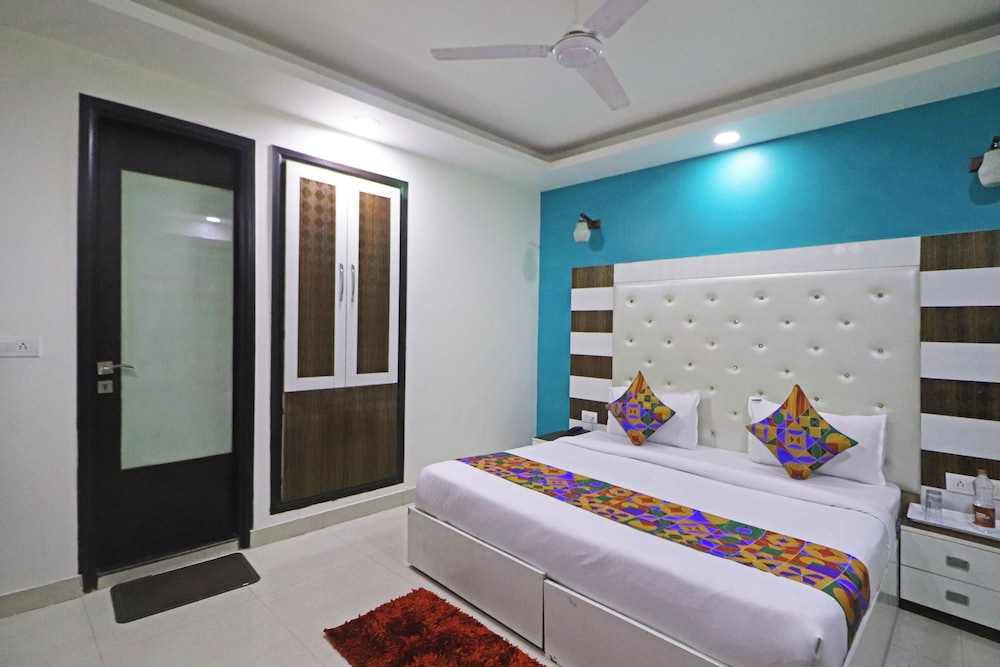Hotel Smart Inn Mahipalpur Delhi Airport