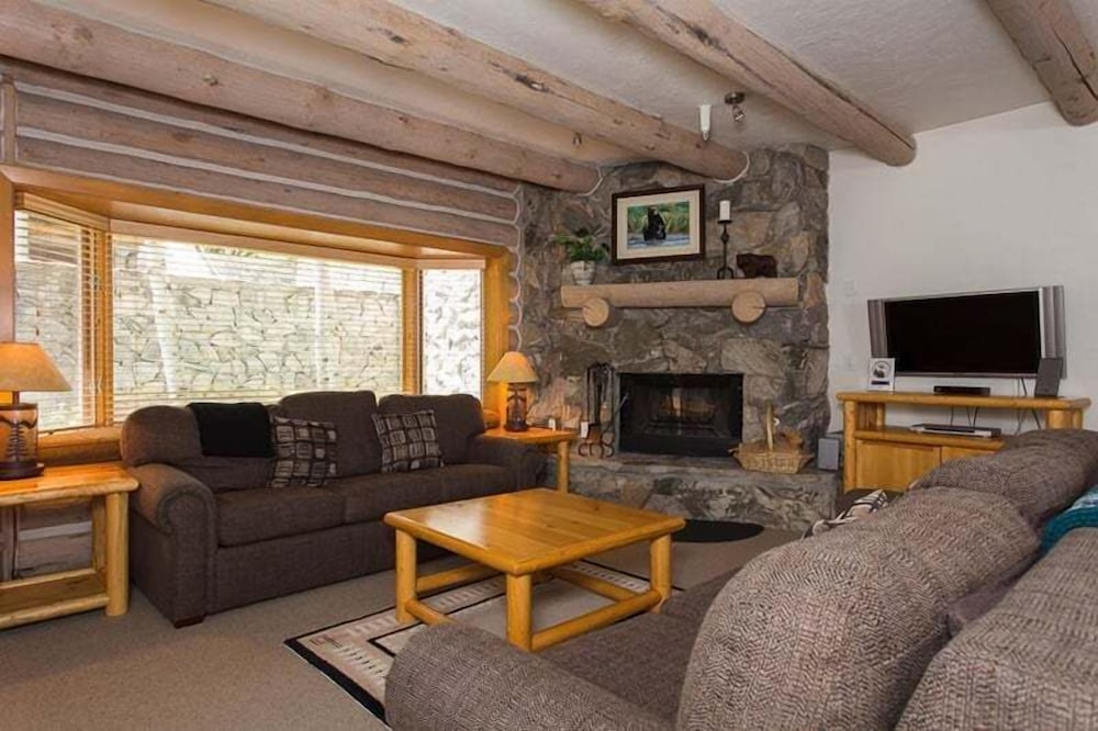 Pine Inn at Trail's End Lodge - Two Bedroom Residence with Spa #7 2 Condo