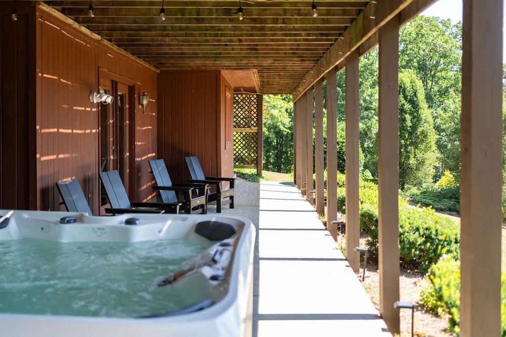 Love Afton Cabin - Family Home