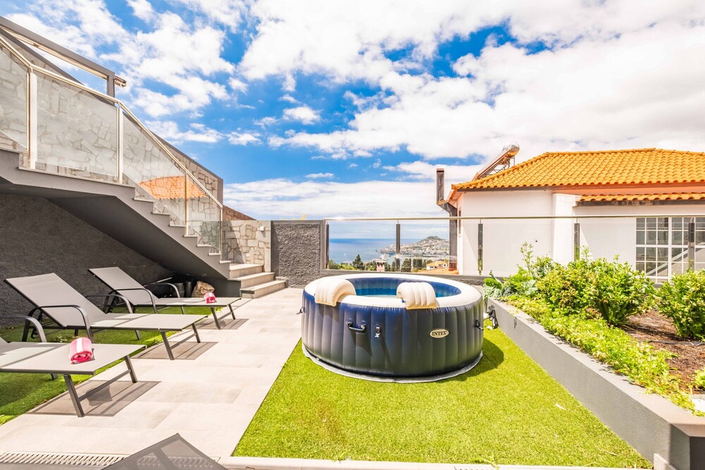 Villa Vellure by Homie