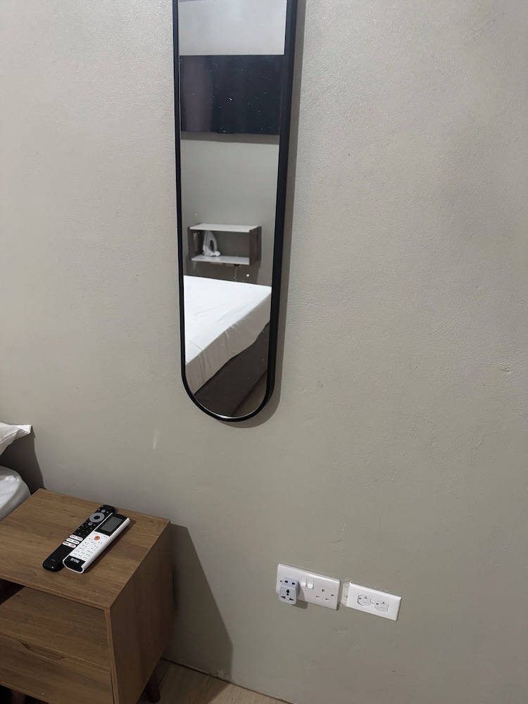 MJays Apartments