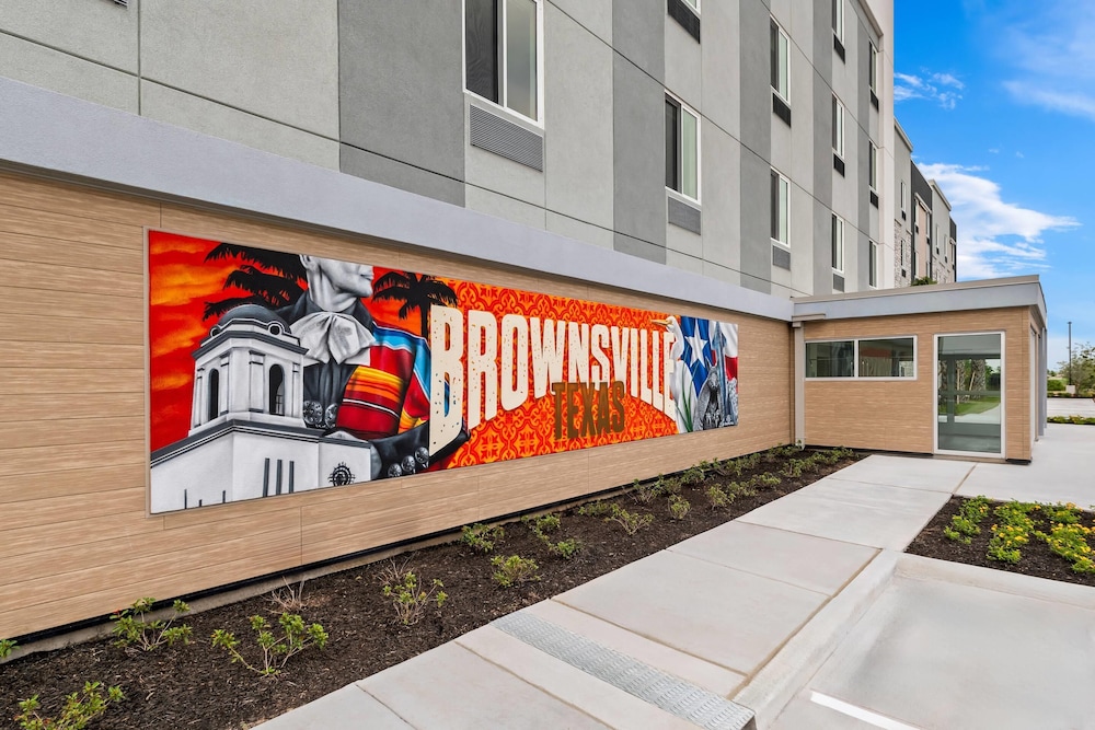 Everhome Suites Brownsville