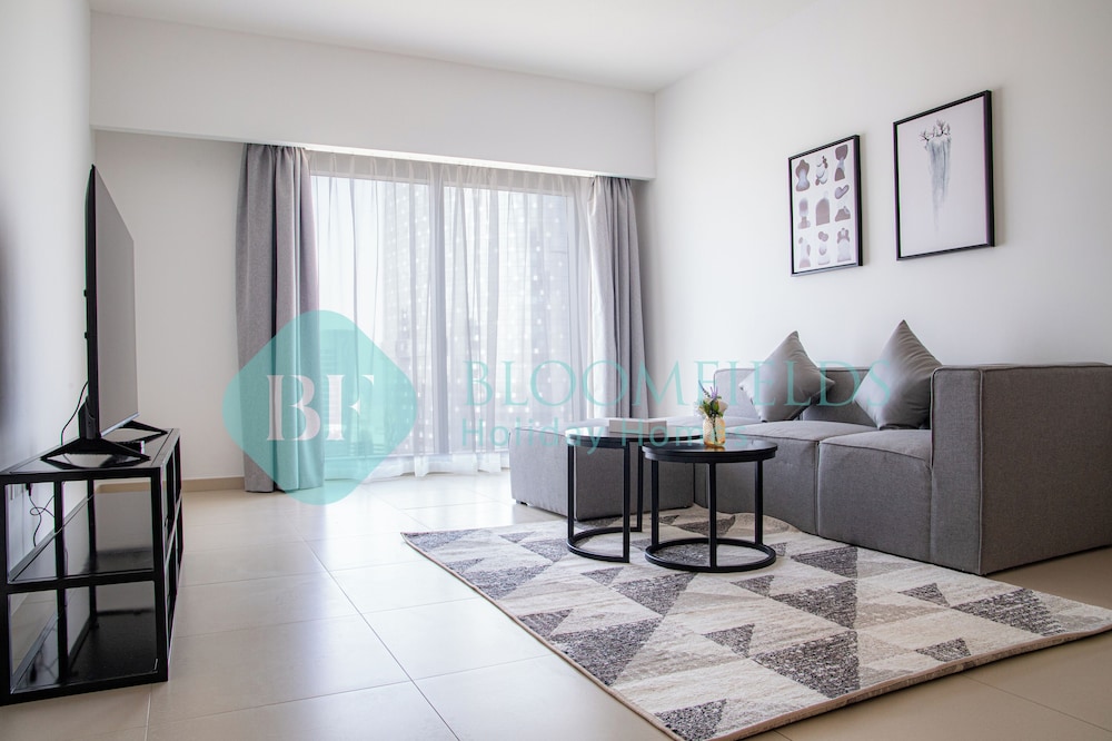 Bloomfields Fantastic 1BR in Gate Tower
