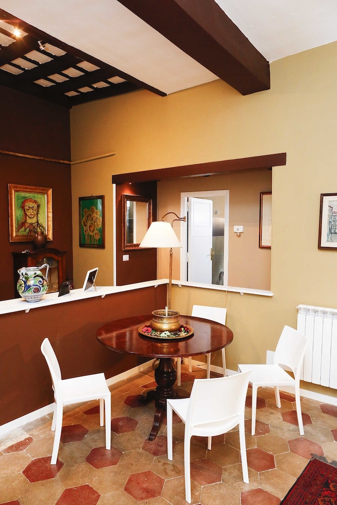 Tito Guesthouse