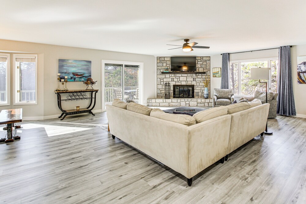 Waterfront Lake Coronado Home w/ Deck & Views