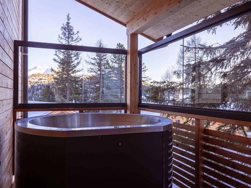 Amazing Chalet With Mountain Views