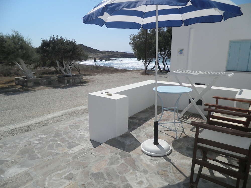 Kavalieros Studios - Property Image 8