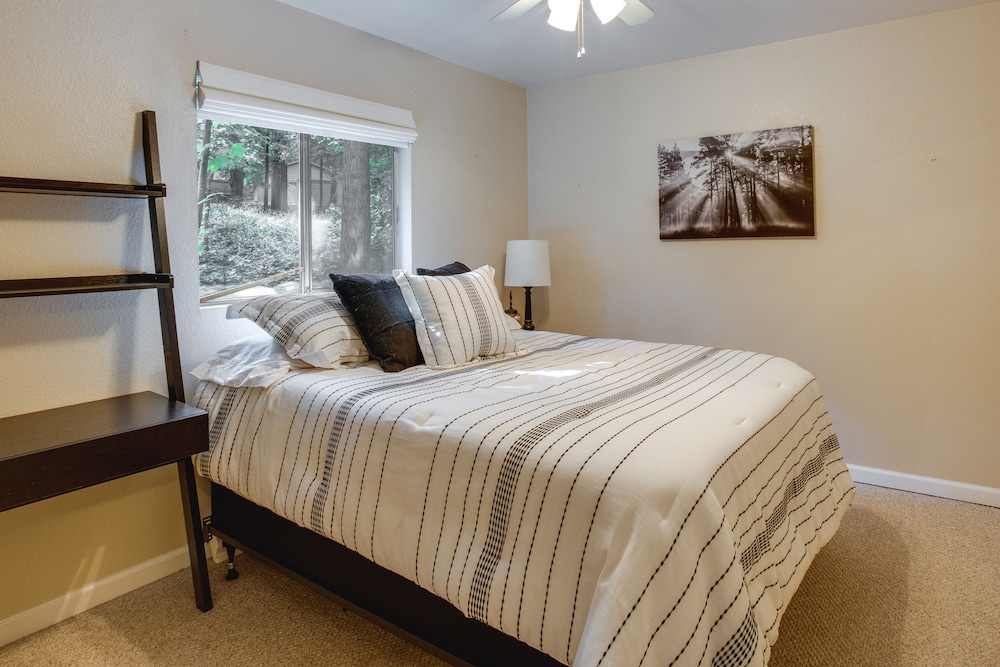 Furnished Deck: Secluded Arnold Cabin Rental!