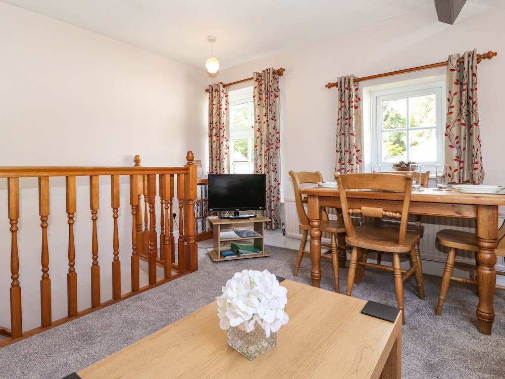 Bakers Yard Cottage