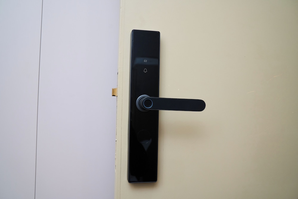 Serene Smart Stay