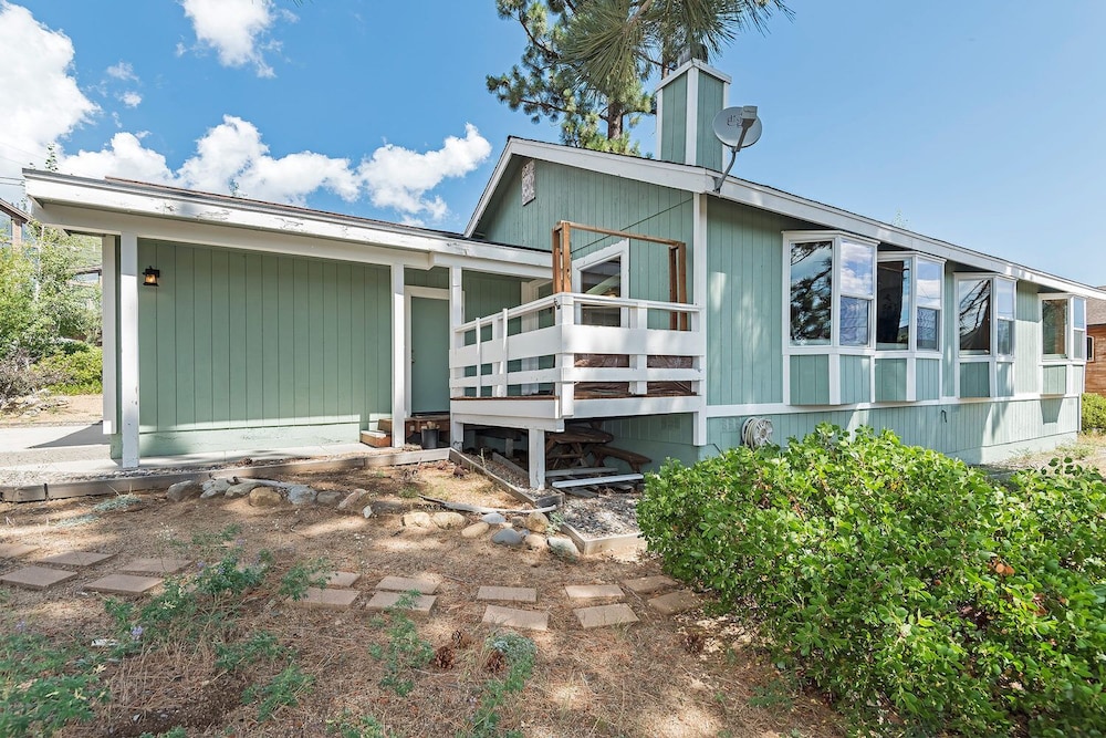 Elk Forest Escape Economy Family Abode view 5