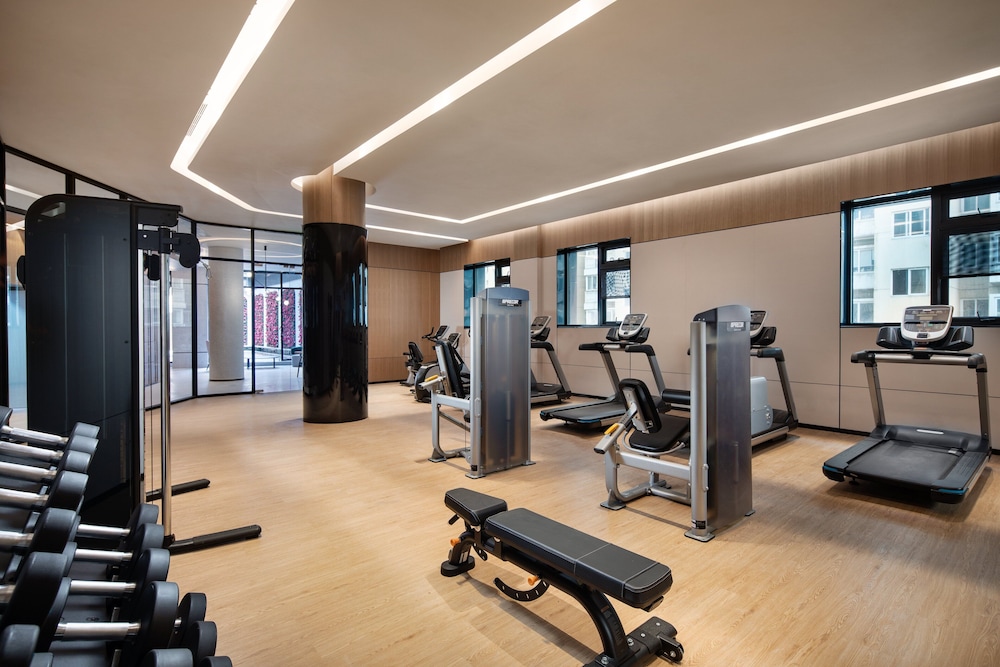 Holiday Inn Shanghai Nanjing Road by IHG 23