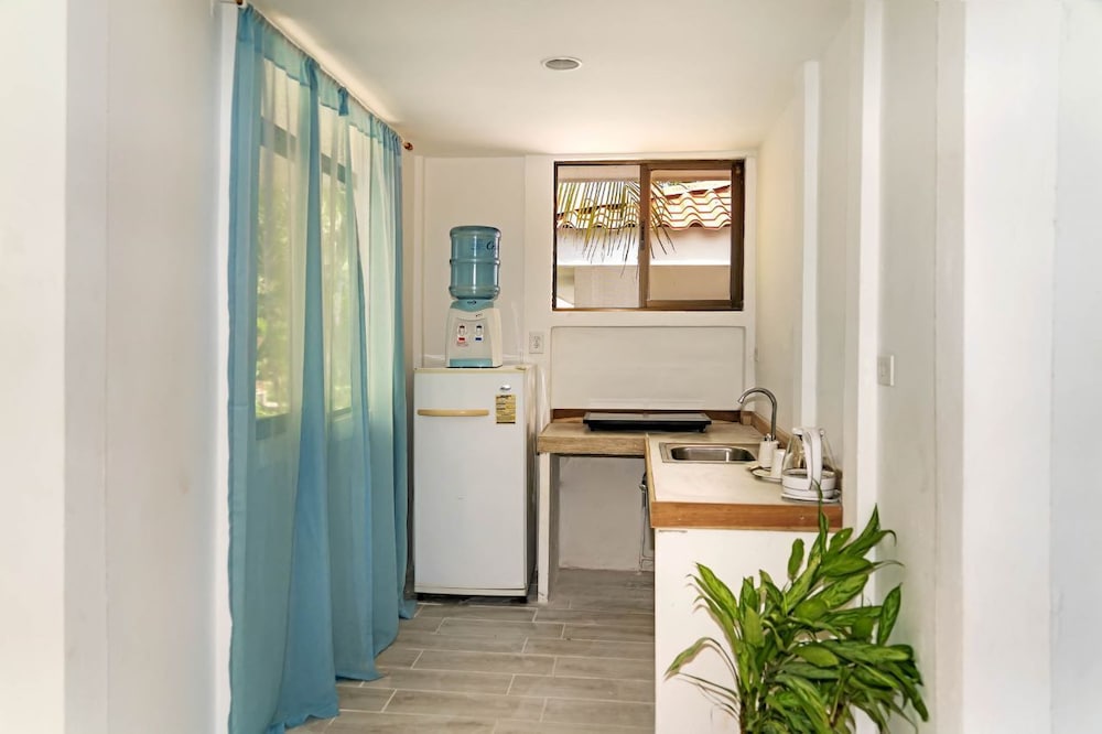 Drift Away Lodge