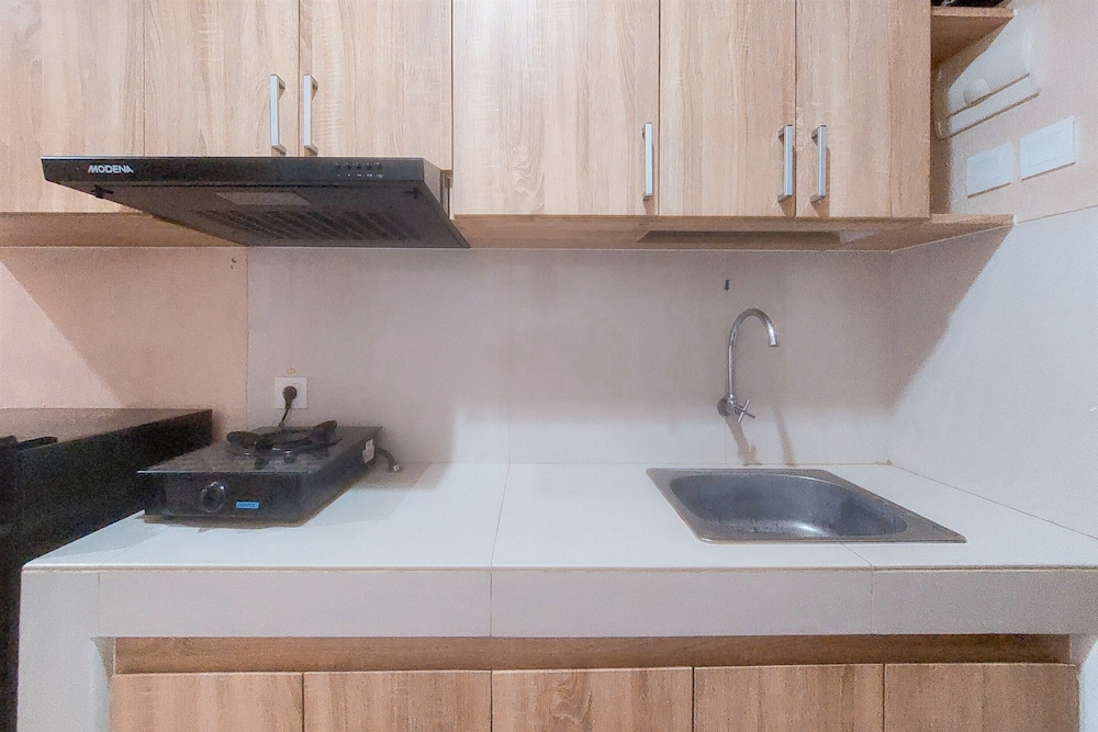 Cozy and Homey Studio Apartment at Springwood Residence Tangerang