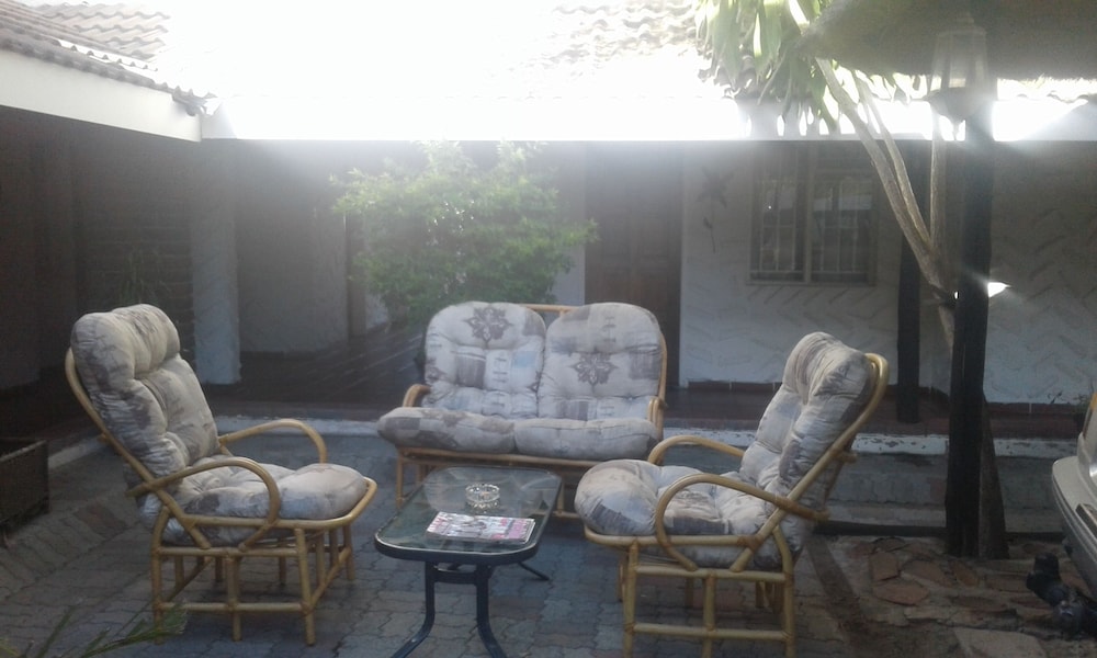 Road View Lodge