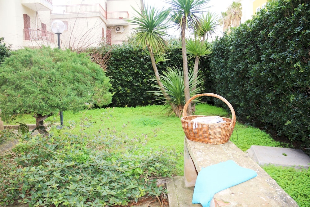 Casa Elena 3 Bedrooms Apartment in Alghero view 3