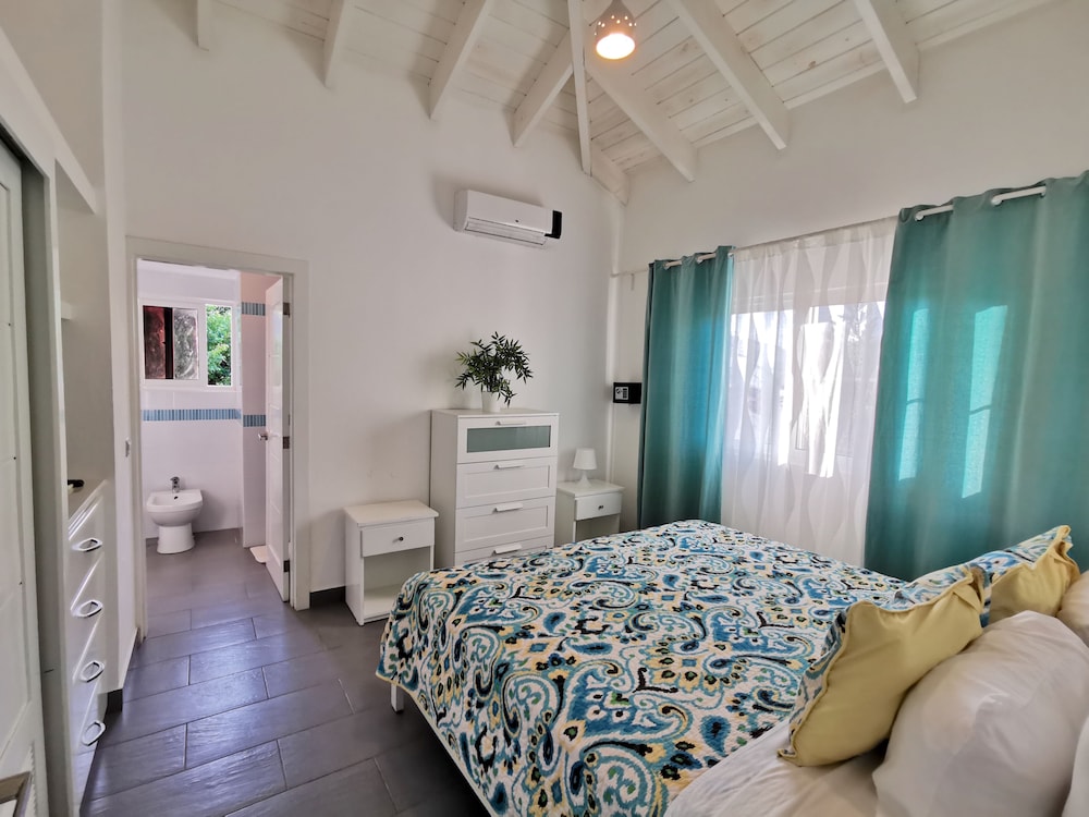 TROPICAL VILLAS playa LOS CORALES