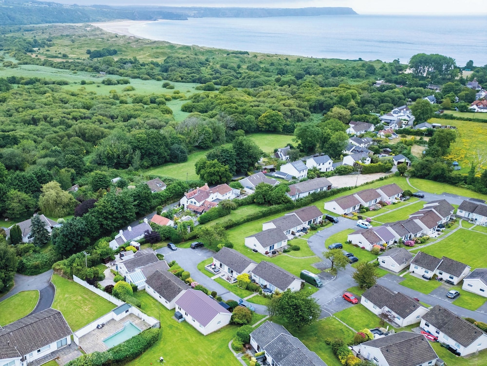 Bayview 61 - 2 Bedroom - Bayview Oxwich