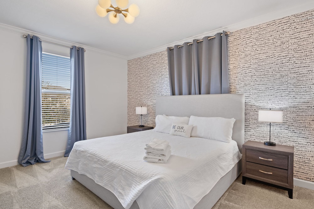 Chic 5bed Retreat Perfect for Family Getaways